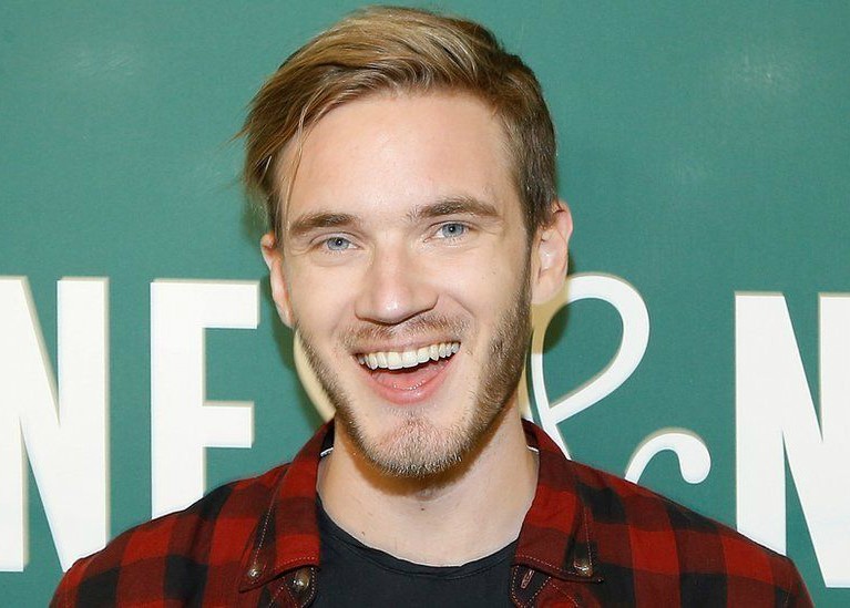 1. PewDiePie - 15 triệu USD: 
