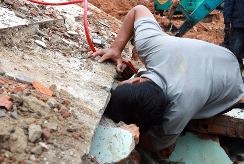 Thông tin mới vụ sạt lở vùi 10 căn nhà ở Nha Trang khiến 2 người chết