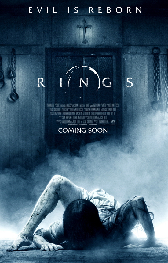 3. Rings – Dự kiến khởi chiếu 3/2/2017  Có một lời nguyền trong một cuốn băng kỳ bí rằng: những người xem cuốn băng này đều sẽ chết một cách bí ẩn trong vòng bảy ngày….  Tiếp nối phần 1 năm 2002 mang tên the Ring và phần 2 năm 2005 là The Ring Two, Rings viết tiếp câu chuyện kinh dị về những vòng tròn oan nghiệt cướp đi mạng sống của vô số người trên màn ảnh. Đây sẽ là tác phẩm không thể bỏ qua của các tín đồ mê phim kinh dị, nhất là những người từng rợn tóc gáy với hai phần phim trước. Phim dưới quyền đạo diễn của F. Javier Gutiérrez, chỉ đạo sản xuất Laurie MacDonald và Walter Parkes – những người từng thực hiện các phần The Ring trước đó.