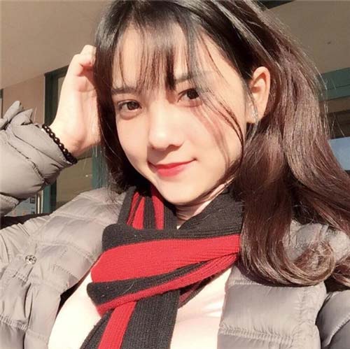 Bức hình chụp len Mai Ka vô cùng đáng yêu với đôi mắt to tròn và gương mặt thanh thoát.