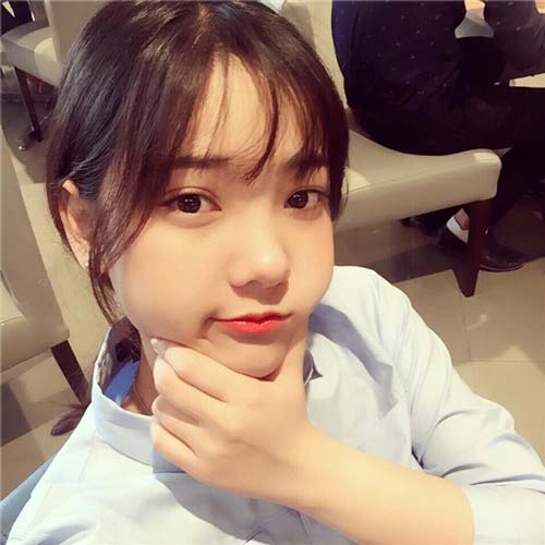 Mỗi khi cô post ảnh lại nhận được sự quan tâm đông đảo cùng những lời khen “có cánh” của cộng đồng mạng.