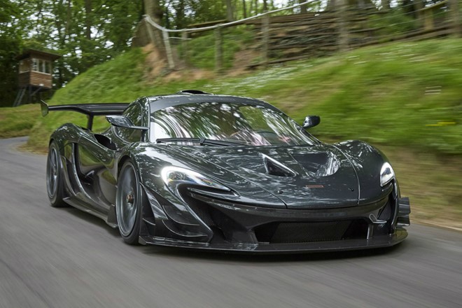 McLaren P1 LM mang nhiều công nghệ đường đua. 