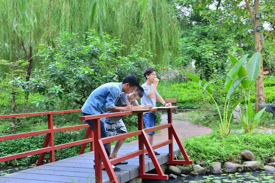 Một buổi vẽ ngoài trời