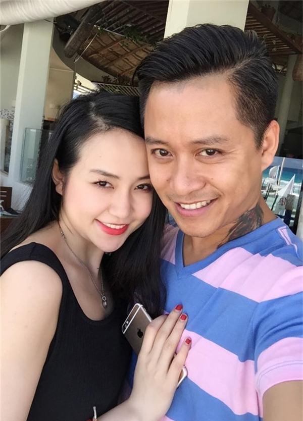 Có thể thấy, từ khi kết hôn cùng bà xã Thu Hương, sự nghiệp Tuấn Hưng ngày càng khởi sắc và thăng hoa hơn. Bên cạnh đó, hình ảnh lẫn tiếng tăm của nam ca sĩ cũng ngày một đổi khác theo chiều hướng tích cực.
