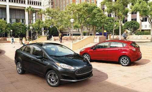 Ford Fiesta S Sedan giá 15.005 USD