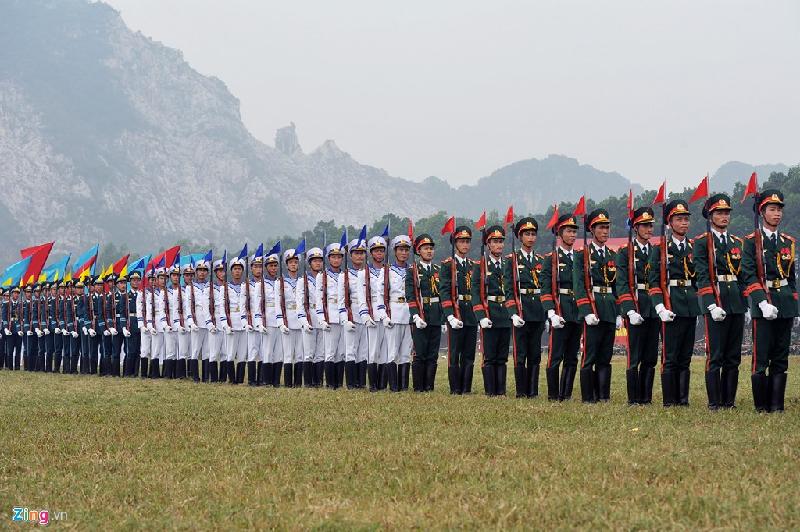 Lực lượng Quân đội nhân dân Việt Nam thành lập cách đây 72 năm (ngày 22/12/1944), tiền thân là đội Việt Nam Tuyên truyền Giải phóng quân.
