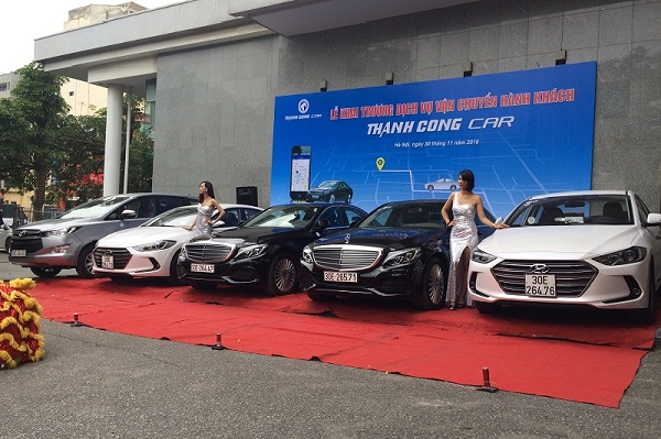 Ra mắt ứng dụng cạnh tranh với Uber và Grab tại Hà Nội