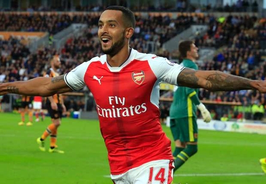 Walcott phá tan kỷ lục từng do Messi nắm giữ!