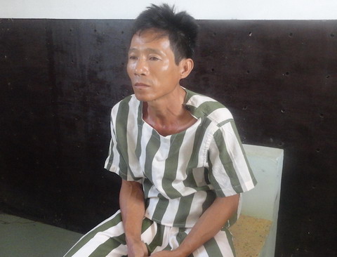 &quot;Dượng&quot; nhậu xỉn, dâm ô cháu gái 15 tuổi