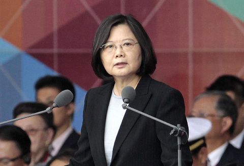 Donald Trump &quot;chơi&quot; Trung Quốc &quot;vố đau&quot; đầu tiên