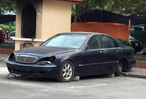 Mercedes xấu số, mất 