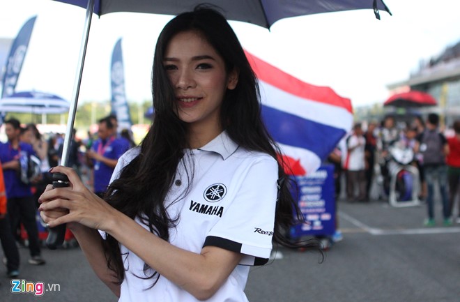 Những hãng xe máy có đội đua MotoGP đều cử chuyên gia đến hỗ trợ các tay đua từ Honda, Yamaha hay Suzuki.