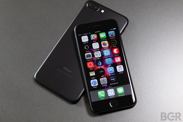 Đến ngày 7/9/2016, dù không nhiều bất ngờ nhưng bộ đôi của Apple iPhone 7 và iPhone 7 Plus vẫn khiến fan mê mẩn bởi hàng loạt tính năng nâng cấp. Ảnh: BGR.