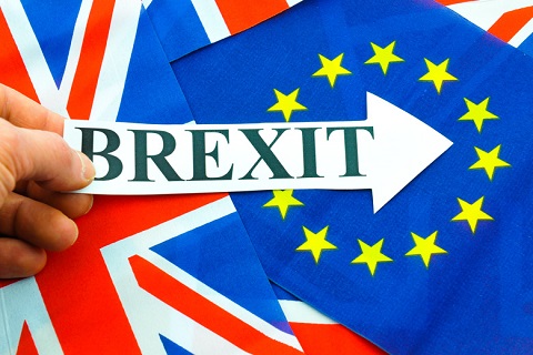 7. Brexit. Mọi người đã dùng Facebook làm nơi để thể hiện quan điểm ủng hộ và thất vọng đối với sự kiện này. Những hội thoại về chủ đề này bắt đầu xuất hiện ngay sau khi bỏ phiếu, với số lượng 16 triệu cuộc hội thoại sau cuộc trưng cầu dân ý ngày 23 tháng 6 vừa qua.