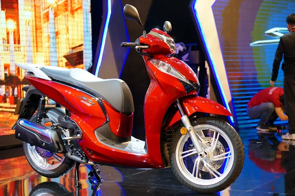 Honda SH 300i 2016 màu đỏ đen