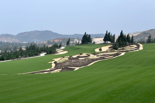 Giải FLC Golf Championship 2017: Trải nghiệm đặc biệt trên sân golf đẹp nhất Châu Á
