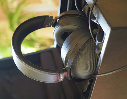 Ngắm bộ âm thanh chế tác thủ công giá 150 triệu đồng của Sony