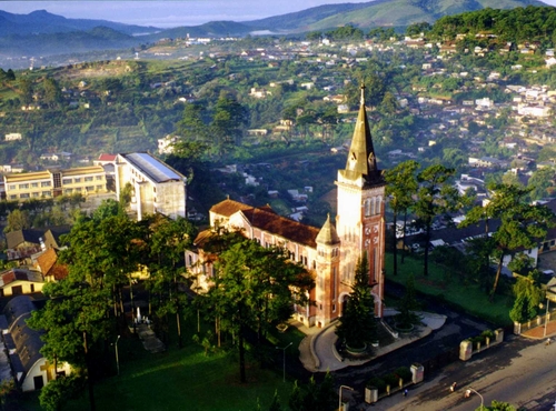 Lượng du khách đến Lâm Đồng tăng mạnh trong năm 2016