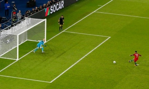 Những cú sút penalty tệ hại nhất lịch sử bóng đá!