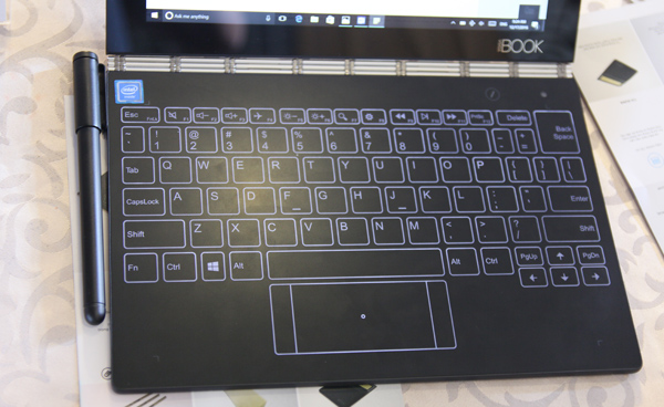 Bút stylus có thể ghi chú, viết, vẽ trực tiếp trên bàn phím Halo