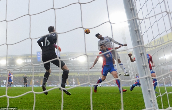 Costa ghi bàn duy nhất giúp Chelsea giành chiến thắng