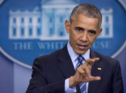 Obama bất ngờ &quot;tấn công&quot; cả Putin và Trump