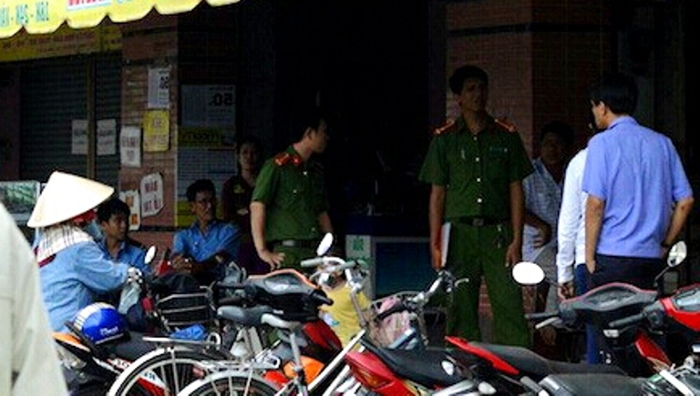 Đồng Tháp: Truy tìm kẻ đột nhập nhiều tiệm vàng