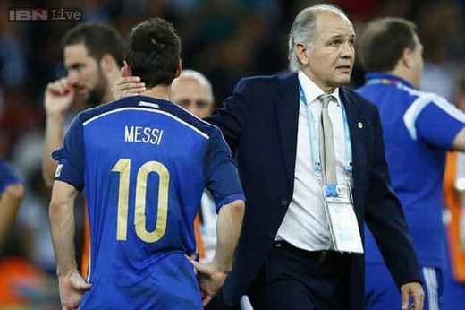 Thái Lan mời thầy của Messi về dẫn dắt đội tuyển?