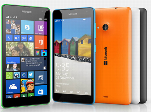 Microsoft Lumia 535 (1,09 triệu đồng). Lumia 535 là sự lựa chọn giá rẻ cho những bạn trẻ thích chụp ảnh selfie, trải nghiệm hệ điều hành Windows mới mẻ và cấu hình ổn định. Lumia 535 có hai camera trước và sau đều có độ phân giải 5 MP, đặc biệt camera sau cho hình ảnh khá nét và góc chụp rộng cho bạn dễ dàng chụp cùng bạn bè hay tập thể nhiều người. Máy sử dụng Snapdragon 200, 4 nhân tốc độ 1.2 GHz, RAM 1 GB giúp máy chạy đa nhiệm ổn định.