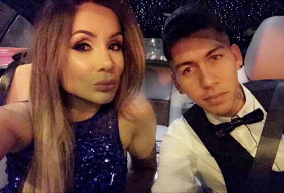 Firmino và bạn gái trên đường tới dự tiệc