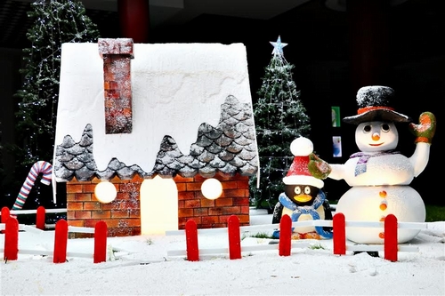 Những cây thông Noel chỉ mới nhìn đã mê mẩn