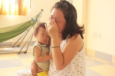 Kẻ gây bạo lực nhởn nhơ trong khi nạn nhân bị đem đi.. giấu!