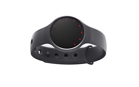 Thiết bị cảm biến Misfit Flash. Các thiết bị cảm biến dùng để theo dõi hoạt động đang được ưa chuộng trong những năm gần đây, và ngày cảng hoàn chỉnh hơn. Một trong số đó là Misfit flash : trong định dạng kín đáo, tròn giống như một chiếc đồng hồ thông thường, thiết bị này có thể theo dõi hoạt động trong một khoảng thời gian nhất định, đánh giá chất lượng giấc ngủ. Thật tuyệt khi thiết bị được niêm yết với giá hết sức cạnh tranh (khoảng 400 ngàn đồng). 