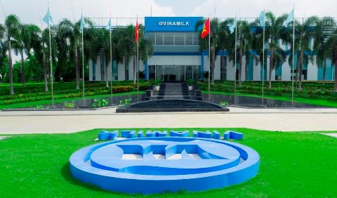 Khám phá dây chuyền sản xuất của thương hiệu sữa số 1 Việt Nam