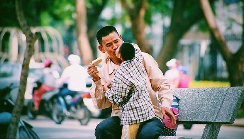 10 hình ảnh gây xúc động mạnh mẽ nhất năm 2016