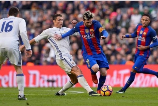 C.Ronaldo không đủ tầm so sánh với Messi!