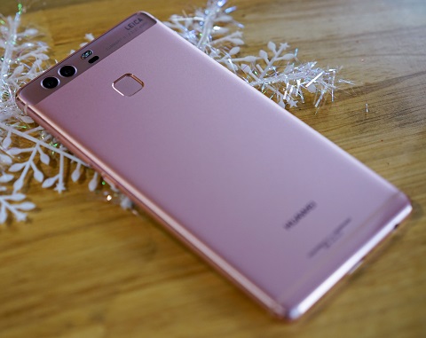 Huawei P9 - dòng điện thoại cao cấp được Huawei ra mắt thị trường Việt trong năm 2016.