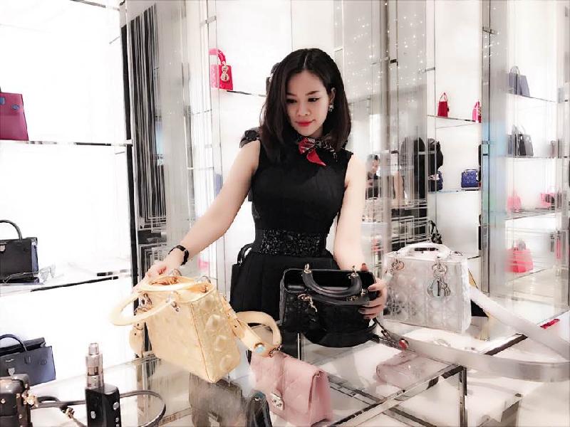 Cuộc sống sang chảnh của Lan Phương