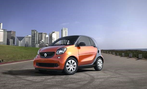  Smart Fortwo nhỏ gọn.