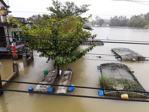 Thừa thiên - Huế xuất hiện lũ lớn sau nhiều năm