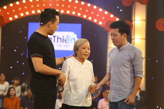 Trước sự đáng yêu của bà, Trấn Thành đề nghị Ban tổ chức đặc cách cho bà được thi tiếp ở vòng Gala dù không nhận được 40 triệu đồng tiền thưởng. Như vậy, cụ bà Kim Thanh là một trong những thí sinh lớn tuổi nhất trong mùa giải Thách thức danh hài có mặt trong đêm thi cuối cùng.