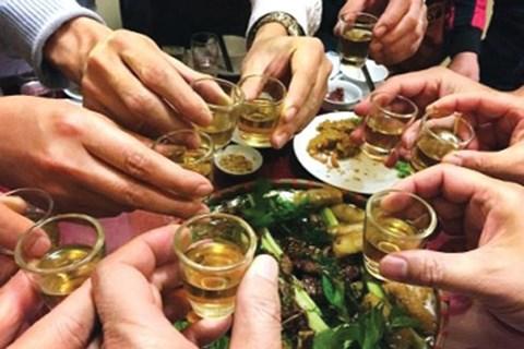 'Bí quyết' giữ cơ thể khỏe mạnh trong ba ngày Tết