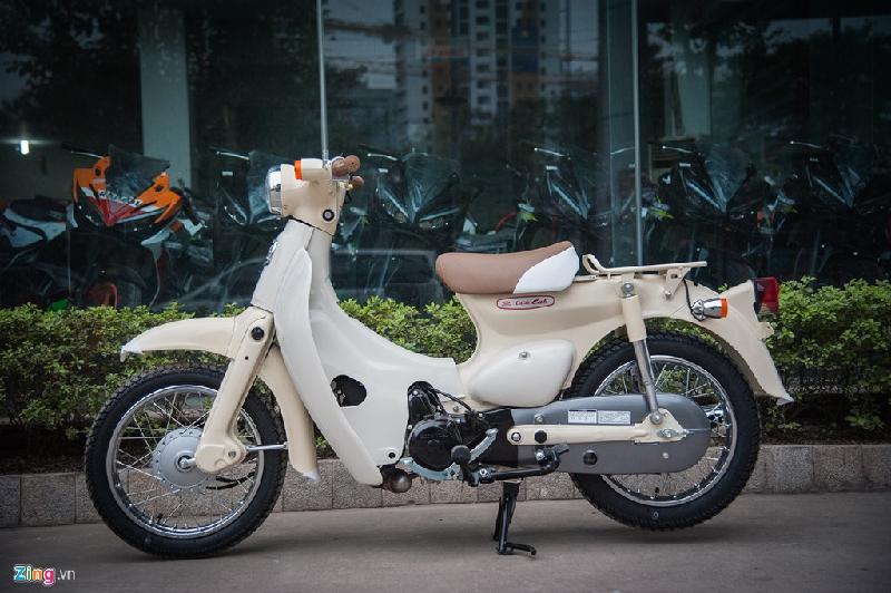 Bên cạnh mẫu xe Super Cub, dòng xe Cub của Honda còn có tên danh tiếng khác, chiếc Little Cub 14. Mẫu xe này được ra đời vào năm 2008, nhân dịp kỷ niệm Honda Cub tròn 50 tuổi.
