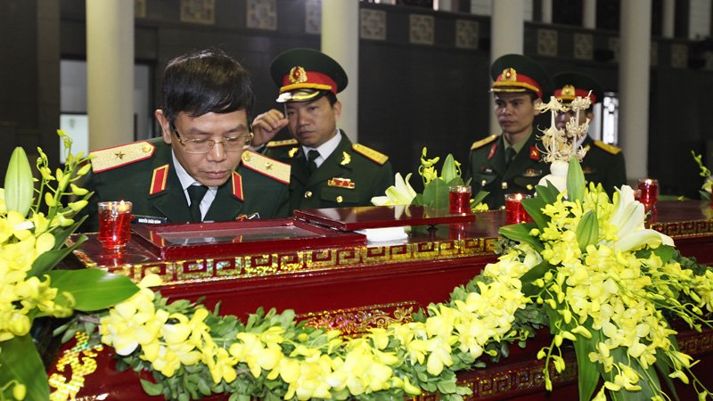 Sáng 30 Tết, rơi nước mắt tiễn đưa GS Đinh Xuân Lâm