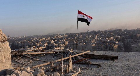 Nga &quot;đi đêm&quot; với kẻ thù của Assad, tìm cách &quot;xé nát&quot; Syria?