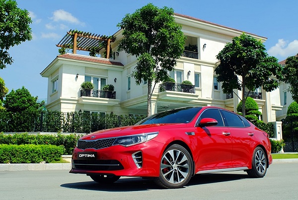 Kia ưu đãi lớn cho khách hàng mua xe dịp cuối năm