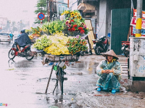 Những cảnh đời mưu sinh trong mưa lạnh
