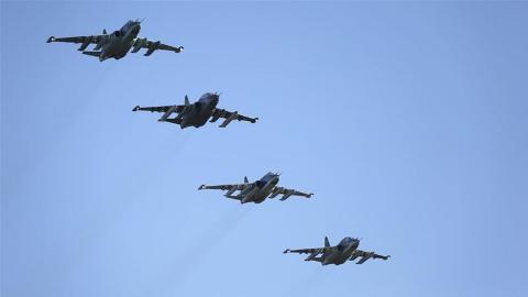 Nga &quot;tả xung hữu đột&quot; ở Syria, quân Assad vẫn thất trận