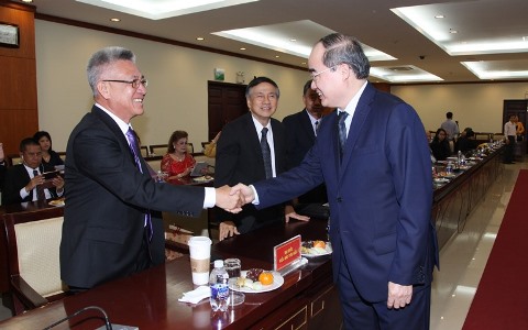 Kiều bào mong muốn Chính phủ phát triển mạnh hơn về khoa học công nghệ