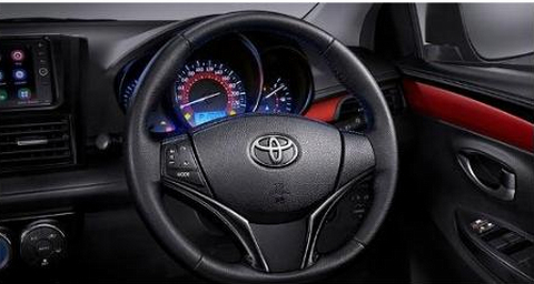 Các trang bị an toàn gồm 2 túi khí kép phía trước, phanh ABS với EBD, hỗ trợ phanh, khung an toàn GOA cùng kiểm soát ổn định xe VSC và kiểm soát trượt.